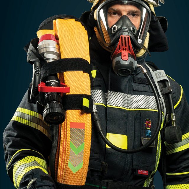 Eschbach Buffalo-Safety Feuerwehrschlauch als Schlauchpaket im Einsatz