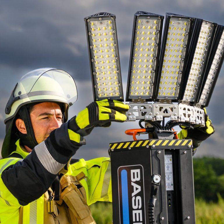 LED Lichtmasten Feuerwehr - BASELIGHT 320X Battery