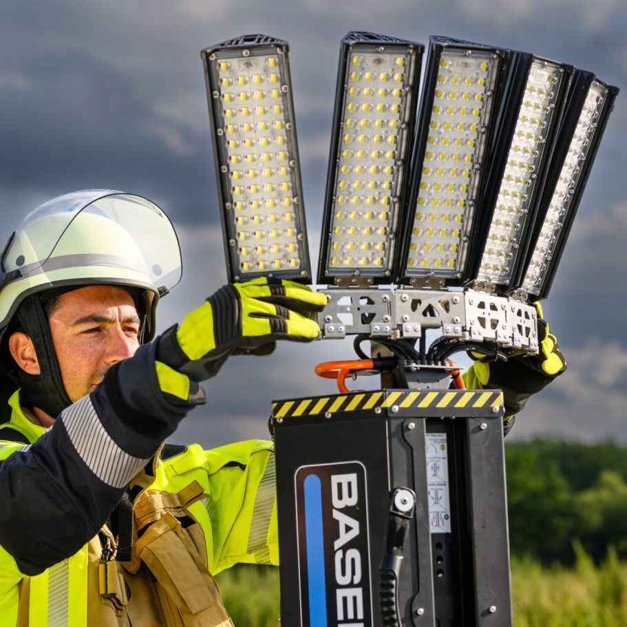 LED Lichtmasten Feuerwehr - BASELIGHT 320X Battery